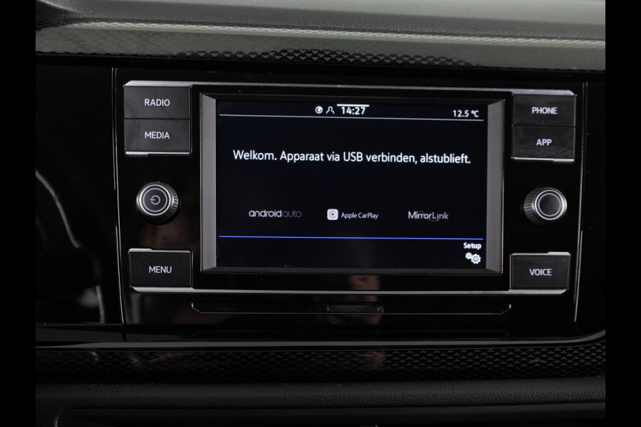 Volkswagen Taigo 1.0 TSI Life 95 pk | Verlengde garantie | Navigatie via App | Parkeersensoren | Adaptieve cruise control | LED koplampen | Autom. airco |