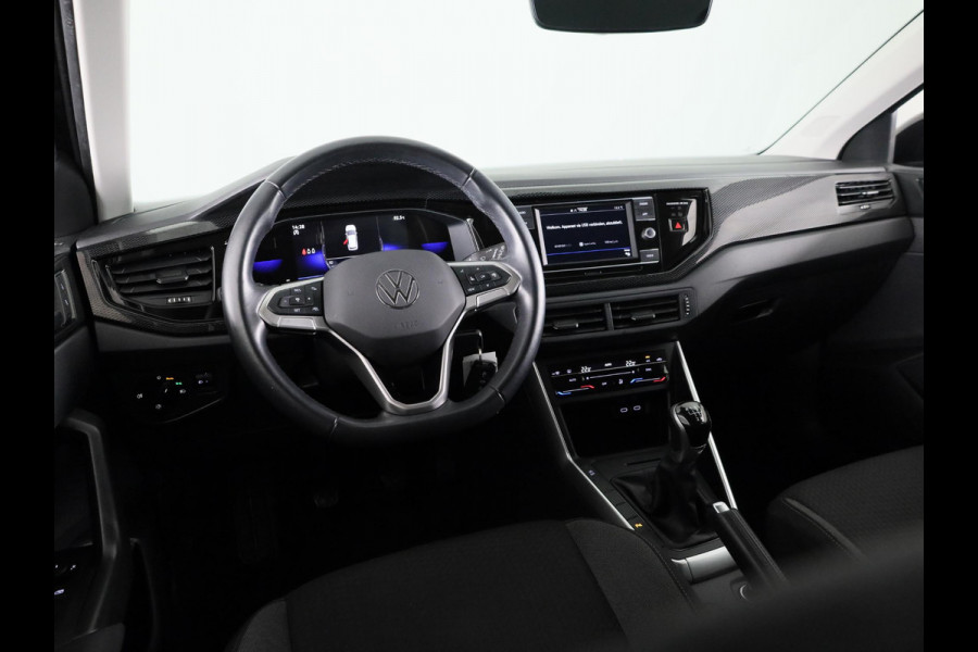 Volkswagen Taigo 1.0 TSI Life 95 pk | Verlengde garantie | Navigatie via App | Parkeersensoren | Adaptieve cruise control | LED koplampen | Autom. airco |