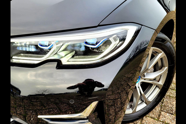 BMW 3 Serie Touring 320e LUXURY, Mokka Sport-leder, Stuurverw. Laser (1e eig. NL NAP)