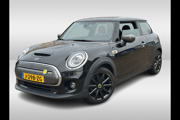 MINI Mini Electric Charged 33 kWh / Camera / Head-up / Leder / Harman Kardon / Keyless / 17'' / CarPlay / Stoelverwarming / Matrix LED / DAB / Cruise Control