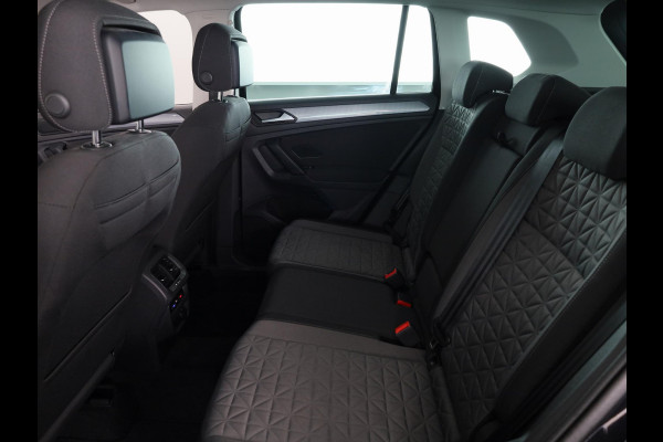 Volkswagen Tiguan 1.4 TSI eHybrid Life 245PK DSG PHEV | Navigatie | Parkeercamera | 18 inch Lm velgen | Stoel- en stuurverwarming |
