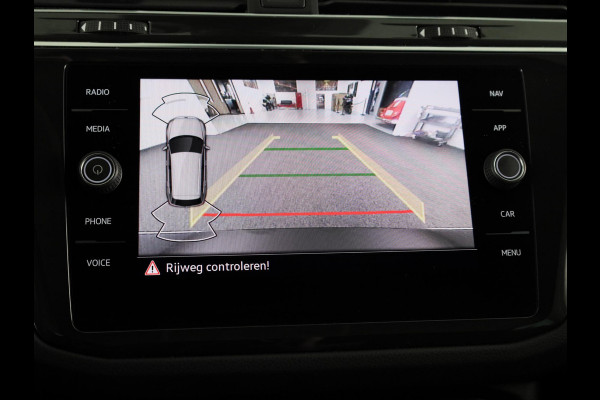 Volkswagen Tiguan 1.4 TSI eHybrid Life 245PK DSG PHEV | Navigatie | Parkeercamera | 18 inch Lm velgen | Stoel- en stuurverwarming |