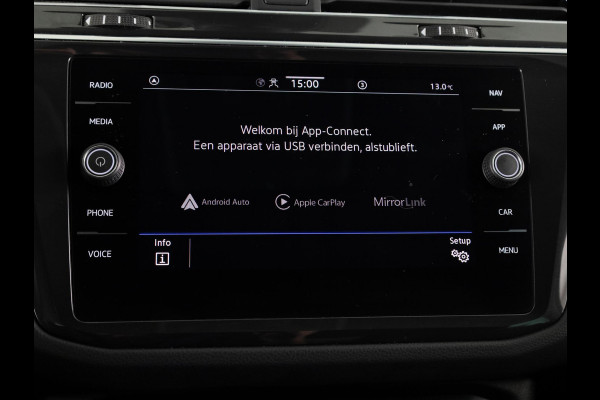 Volkswagen Tiguan 1.4 TSI eHybrid Life 245PK DSG PHEV | Navigatie | Parkeercamera | 18 inch Lm velgen | Stoel- en stuurverwarming |