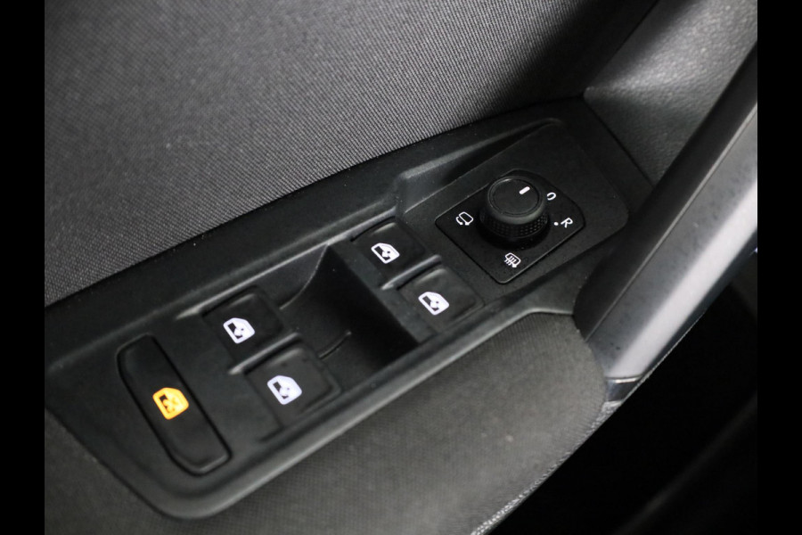 Volkswagen Tiguan 1.4 TSI eHybrid Life 245PK DSG PHEV | Navigatie | Parkeercamera | 18 inch Lm velgen | Stoel- en stuurverwarming |