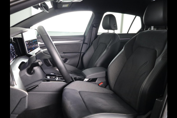 Volkswagen Golf 1.5 eHybrid 50 Edition 204 PK DSG PHEV | Verlengde garantie | Navigatie | Parkeercamera | Stoel- en stuurverwarming | 18 inch LM velgen |