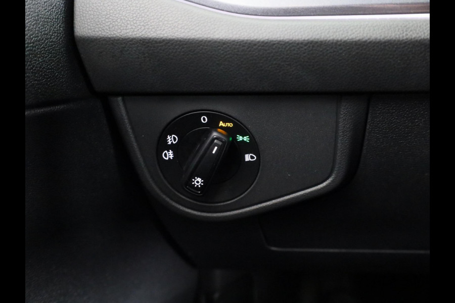 Volkswagen Polo 1.0 TSI Style 110 pk Automaat (DSG) | Navigatie via App | Parkeersensoren (Park assist) | Adaptieve cruise control | Stoelverwarming | Matrix LED koplampen |