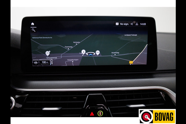 BMW 5 Serie 545e xDrive High Exec. M-sport Black Edition 394 PK automaat | Open Dak | Trekhaak elec. | 360 Camera, Stoel- en stuurverwarming