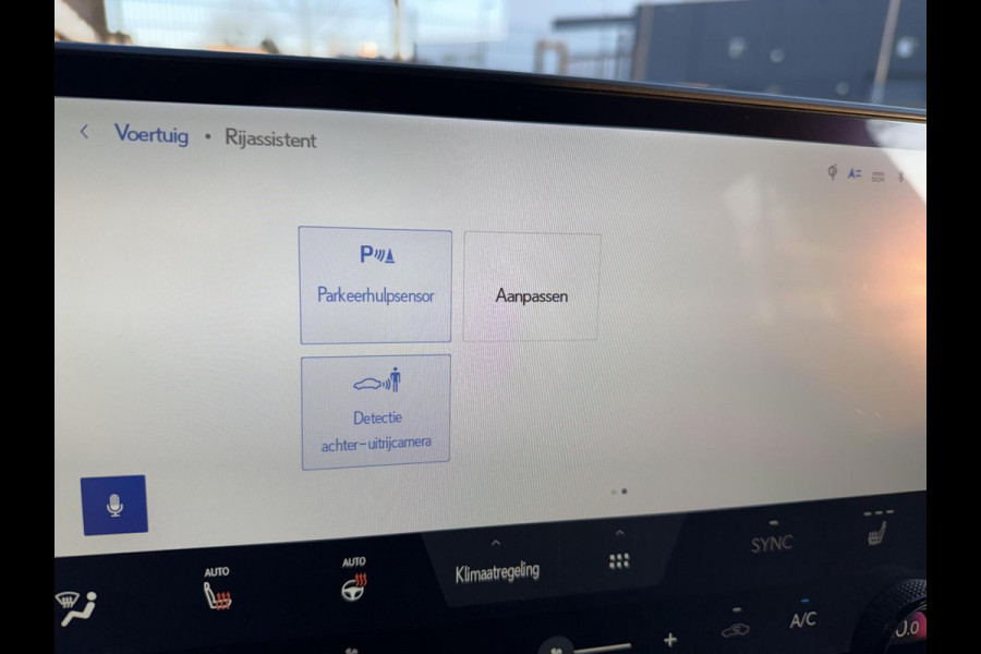 Lexus NX 450h+ AWD Luxury Line TREKHAAK LEDER