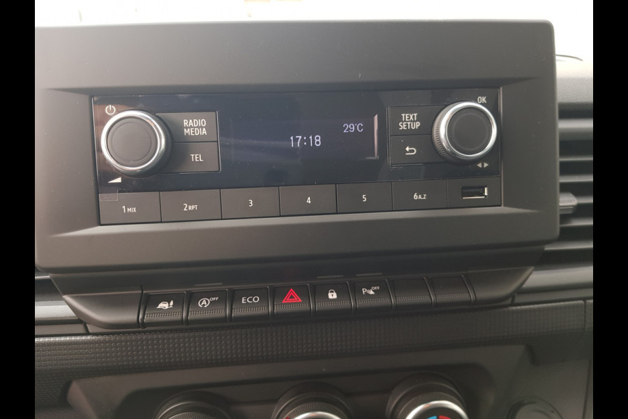 Renault Trafic 2.0 dCi 131 pk T29 L2-H1 dubbele-cabine 6 persoons Work Edition uitvoering !!!