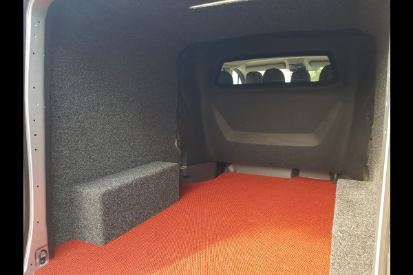 Renault Trafic 2.0 dCi 131 pk T29 L2-H1 dubbele-cabine 6 persoons Work Edition uitvoering !!!