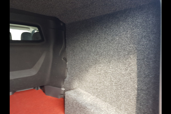 Renault Trafic 2.0 dCi 131 pk T29 L2-H1 dubbele-cabine 6 persoons Work Edition uitvoering !!!