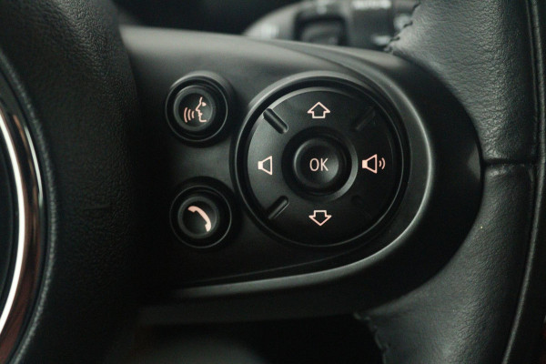 MINI Countryman 1.5 Cooper Business Edition Automaat (NAVIGATIE, CARPLAY, PARKEERSENSOREN, LED, CRUISE, SPORTSTOELEN)