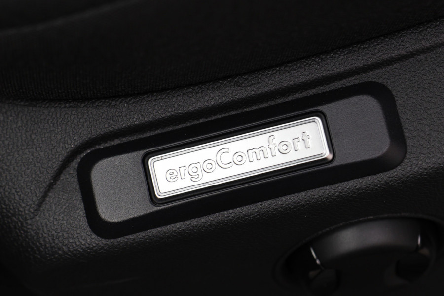 Volkswagen Caddy Cargo 2.0 TDI DSG R-Line | LED | Camera | CarPlay | Lane Assist | Virtual Cockpit | Cruise control | DAB | Trekhaak | Keyless Go | Fabrieksgarantie