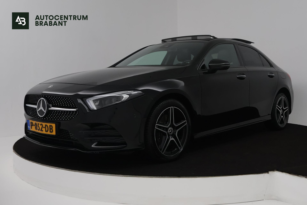 Mercedes-Benz A-Klasse 250 e Business Solution AMG Limited (SFEERVERLICHTING, PANORAMADAK, CAMERA, STOELVERWARMING, 1e EIGENAAR)