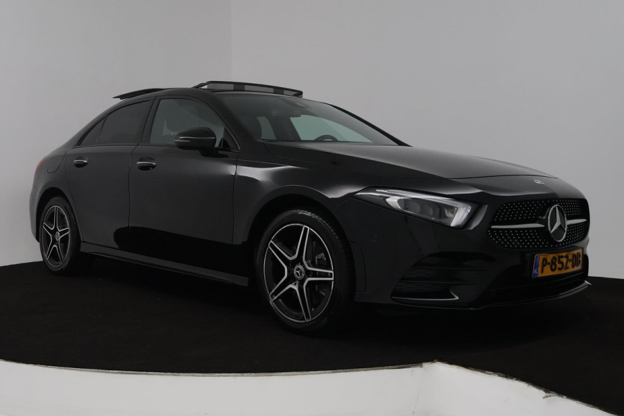 Mercedes-Benz A-Klasse 250 e Business Solution AMG Limited (SFEERVERLICHTING, PANORAMADAK, CAMERA, STOELVERWARMING, 1e EIGENAAR)