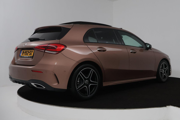 Mercedes-Benz A-Klasse 180 Business Solution AMG Automaat (PANORAMADAK, SFEERVERLICHTING, CAMERA, STOELVERWARMING, 1e EIGENAAR)