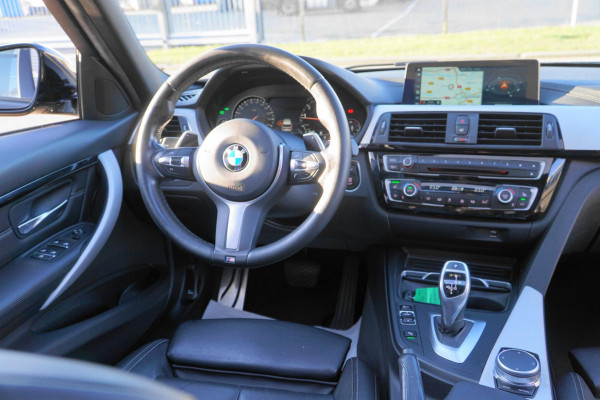 BMW 3 Serie Touring 320i Edition M Sport Shadow Executive