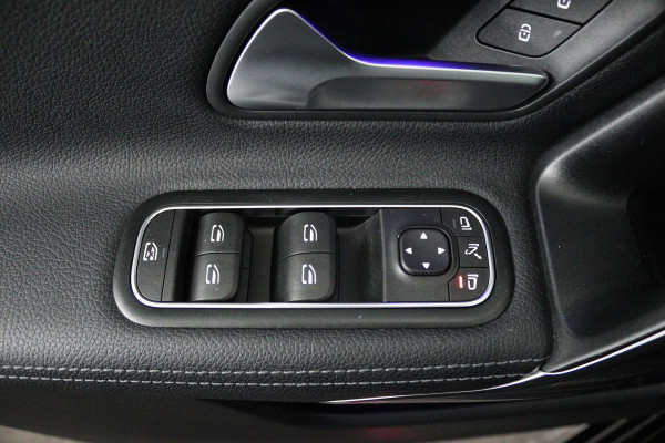 Mercedes-Benz A-Klasse 250 e Business Solution Luxury Limited (SFEERVERLICHTING, STOELVERWARMING, LEDER, 1e EIGENAAR, CAMERA)