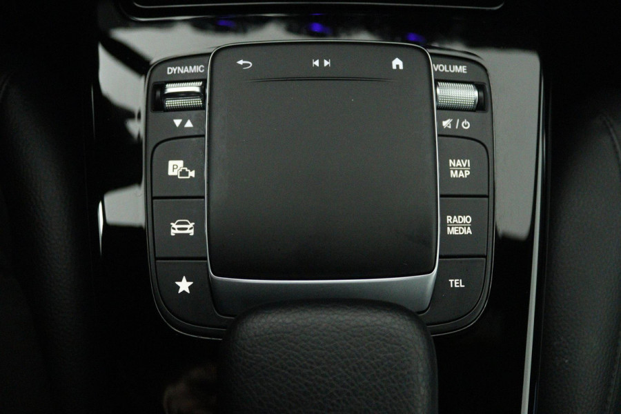 Mercedes-Benz A-Klasse 250 e Business Solution Luxury Limited (SFEERVERLICHTING, STOELVERWARMING, LEDER, 1e EIGENAAR, CAMERA)