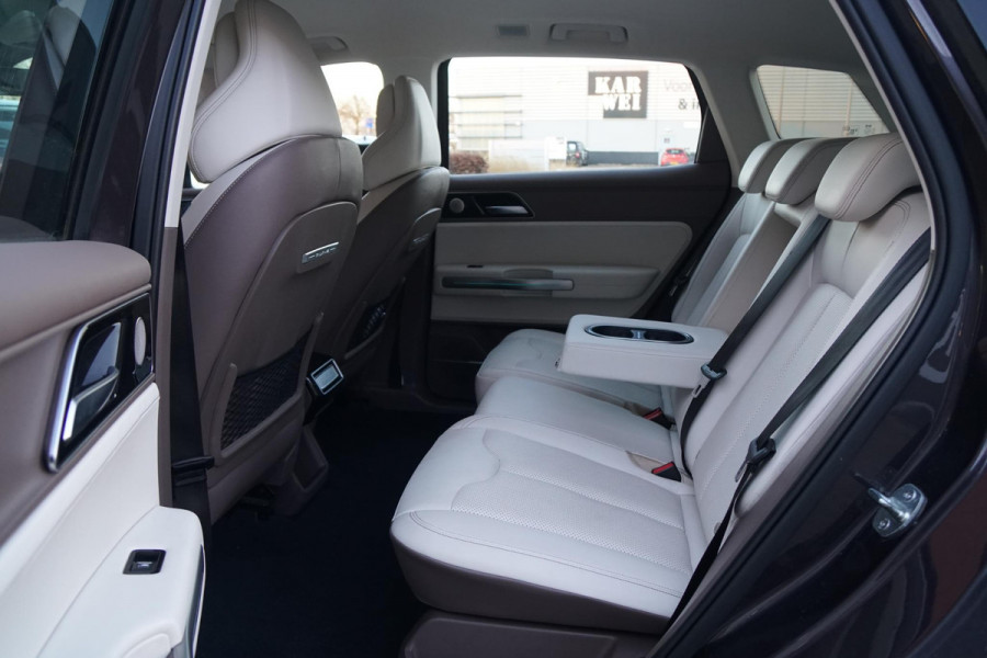 Aiways U5 63kWh Showroom + 360 CAMERA / VOORSTOELEN ELEKTRISCH / APPLE CARPLAY