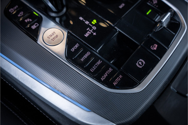 BMW X5 xDrive45e High Executive - M Sport | Panorama | Kuipstoelen | Stoelkoeling | Elek. Trekhaak | 360 Camera