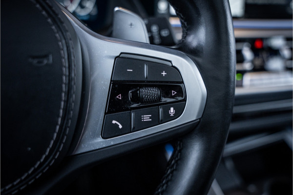 BMW X5 xDrive45e High Executive - M Sport | Panorama | Kuipstoelen | Stoelkoeling | Elek. Trekhaak | 360 Camera