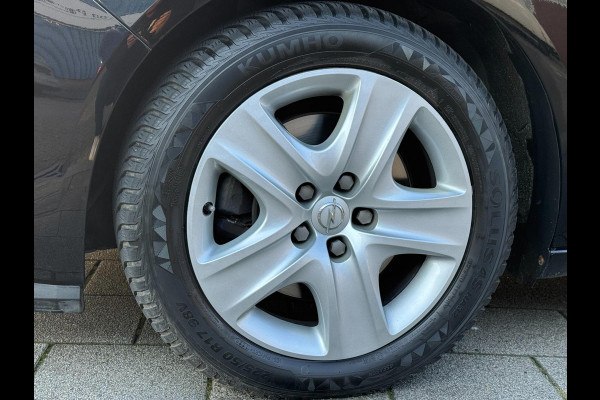 Opel Zafira 1.6 Turbo 120 Jahre Edition 7persoons I Navigatie I Airco I PDC I Achteruitrij camera I LED I Trekhaak I Dealer onderh