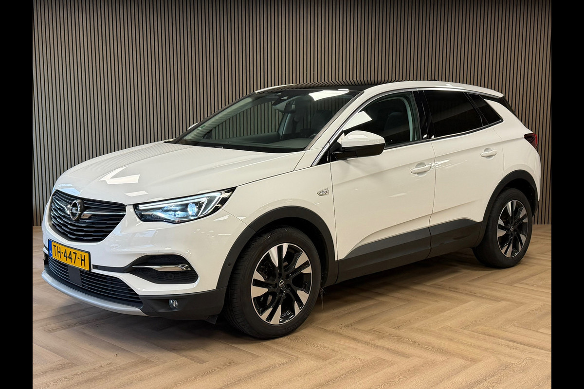 Opel Grandland X 1.2 Turbo Business Executive AUT. PANORAMADAK CRUISE NAVIGATIE APPLE CARPLAY LANE-ASSIST STOEL/STUURVERWARMING