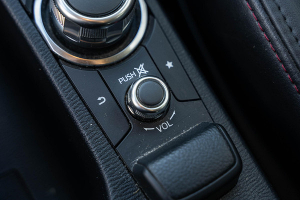 Mazda CX-3 2.0 SkyActiv-G 120 GT-M Leer stoelverwarming Navi automaat