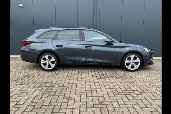 Seat Leon Sportstourer 1.5 TSI FR * Camera * Side Assist * Carplay * Virtual Cockpit *
