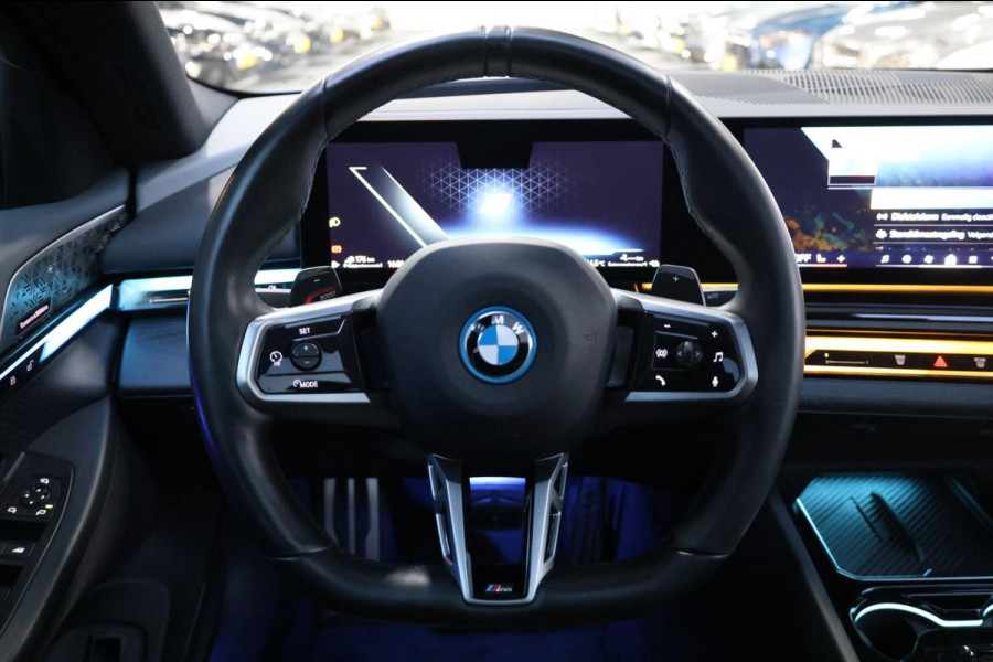 BMW 5 Serie 550e xDrive 489+PK M-Performance LASERLIGHT/BOWERS & WILKINS/PANO/LEDER/HUD/20" LMV/360 CAM/ACC/ECC/FABRIEKSGARANTIE!