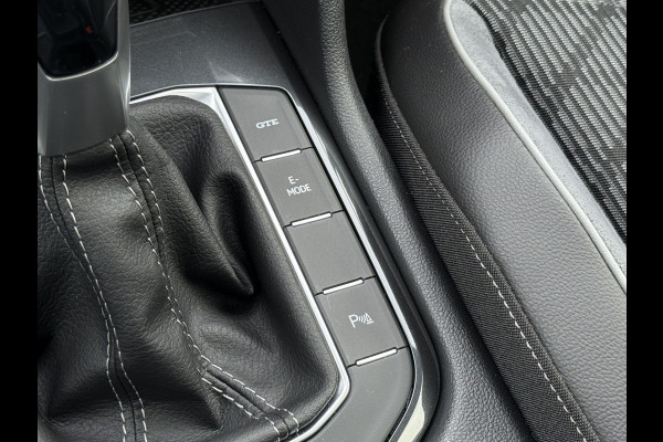 Volkswagen Tiguan 1.4 TSI eHybrid R-Line Bns | Pano | ACC | Matrix LED | Winter Pack | Camera