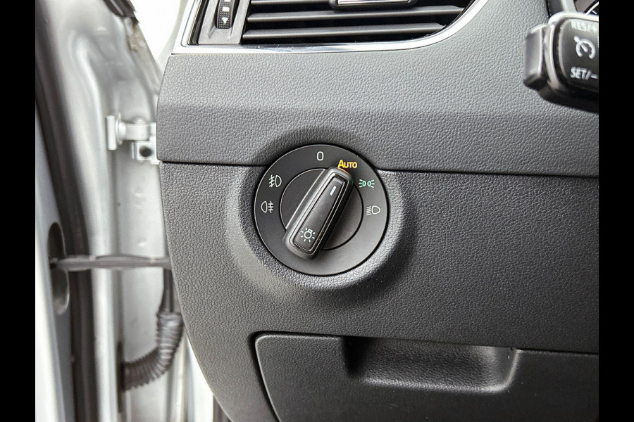 Škoda Octavia Combi 1.0 TSI 115Pk Ambition Business CARPLAY & NAVI | CLIMA | LMV