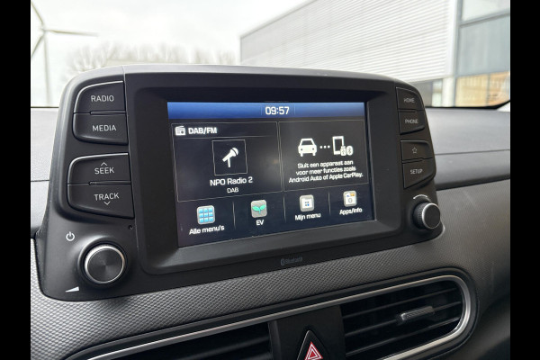 Hyundai Kona EV Comfort 39 kWh | Adaptive cruise control | Scherm met Apple Carplay/Android auto | Achteruitrijcamera