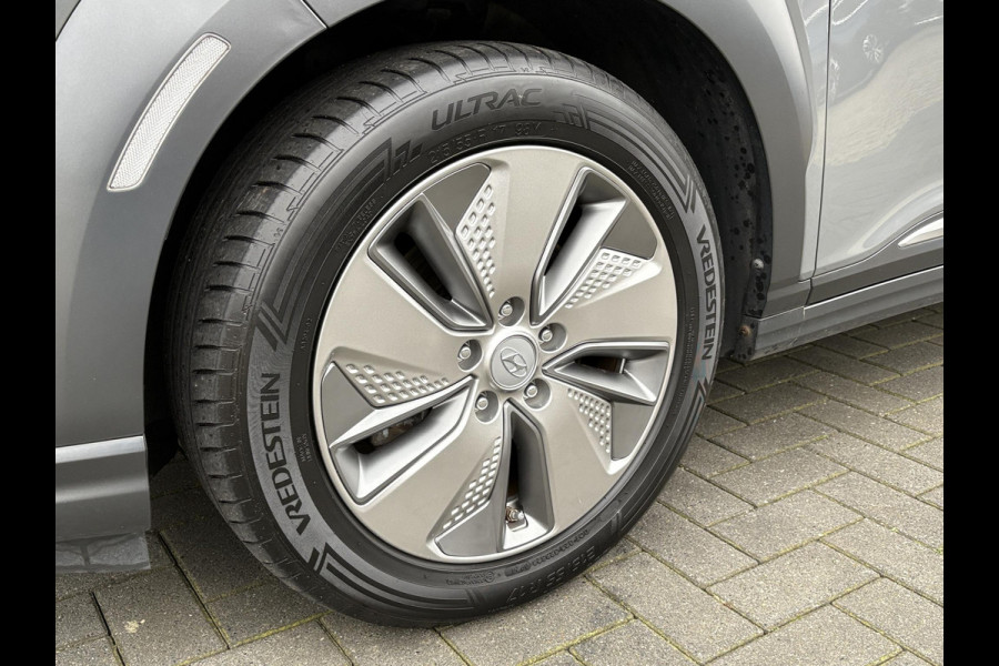 Hyundai Kona EV Comfort 39 kWh | Adaptive cruise control | Scherm met Apple Carplay/Android auto | Achteruitrijcamera