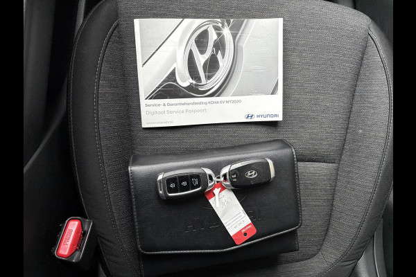 Hyundai Kona EV Comfort 39 kWh | Adaptive cruise control | Scherm met Apple Carplay/Android auto | Achteruitrijcamera