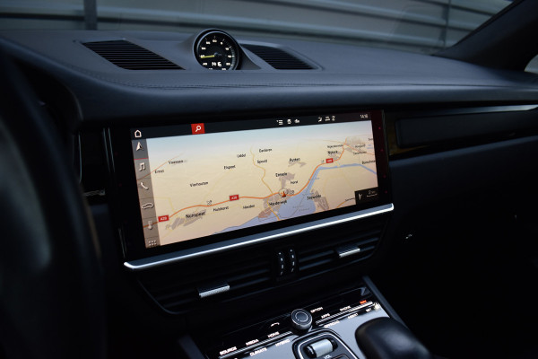 Porsche Cayenne Coupé 3.0 E-Hybrid 462pk SportDesign | Pano | Massage | 360 Camera | Stoelventilatie | Luchtvering | Bose | Orig. NL |