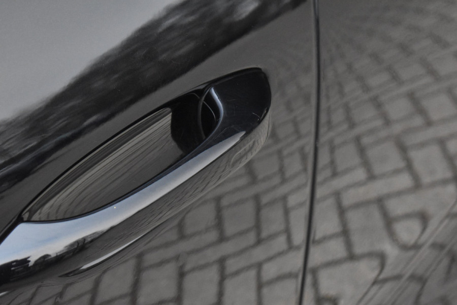 Porsche Cayenne Coupé 3.0 E-Hybrid 462pk SportDesign | Pano | Massage | 360 Camera | Stoelventilatie | Luchtvering | Bose | Orig. NL |