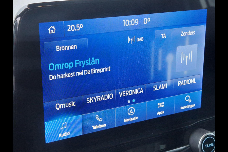 Ford Fiesta 1.0 EcoBoost Hybrid Titanium X |Adaptive cruise control | Camera | Navigatie | All season banden
