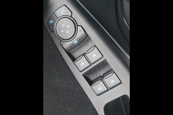 Ford Fiesta 1.0 EcoBoost Hybrid Titanium X |Adaptive cruise control | Camera | Navigatie | All season banden