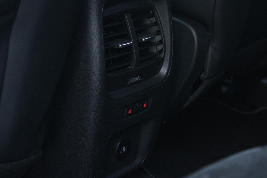 Ford Kuga 2.5 FHEV Active X 190pk | Driver Assistance Pack | Technology Pack | Winterpack | Panoramadak | All Weather Banden | Geen stekker nodig