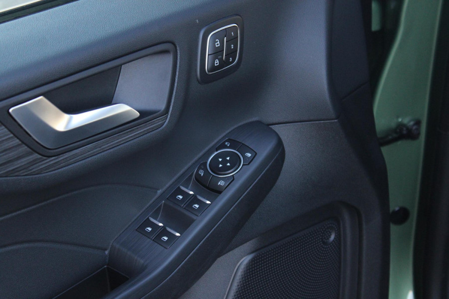 Ford Kuga 2.5 FHEV Active X 190pk | Driver Assistance Pack | Technology Pack | Winterpack | Panoramadak | All Weather Banden | Geen stekker nodig