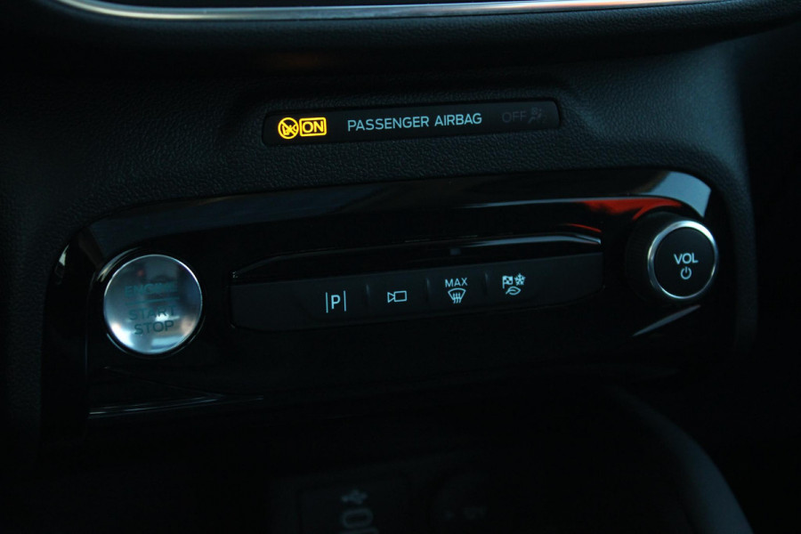 Ford Kuga 2.5 FHEV Active X 190pk | Driver Assistance Pack | Technology Pack | Winterpack | Panoramadak | All Weather Banden | Geen stekker nodig