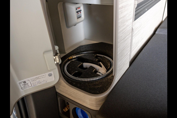 Volkswagen California Ocean eHybrid 4Motion / 245pk / Trekhaak /