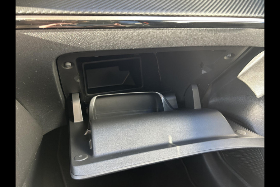 Peugeot 208 Hybrid 100 e-DCS6 Allure | Parkeercamera | Adaptive cruise | Prijs is rijklaar