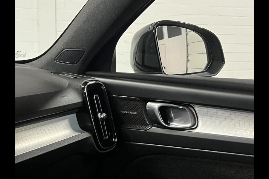 Volvo XC40 T4 RECHARGE PLUS DARK Trekhaak | Stoel-/stuurverwarming | Cruise control | Achteruitrij camera | Carplay