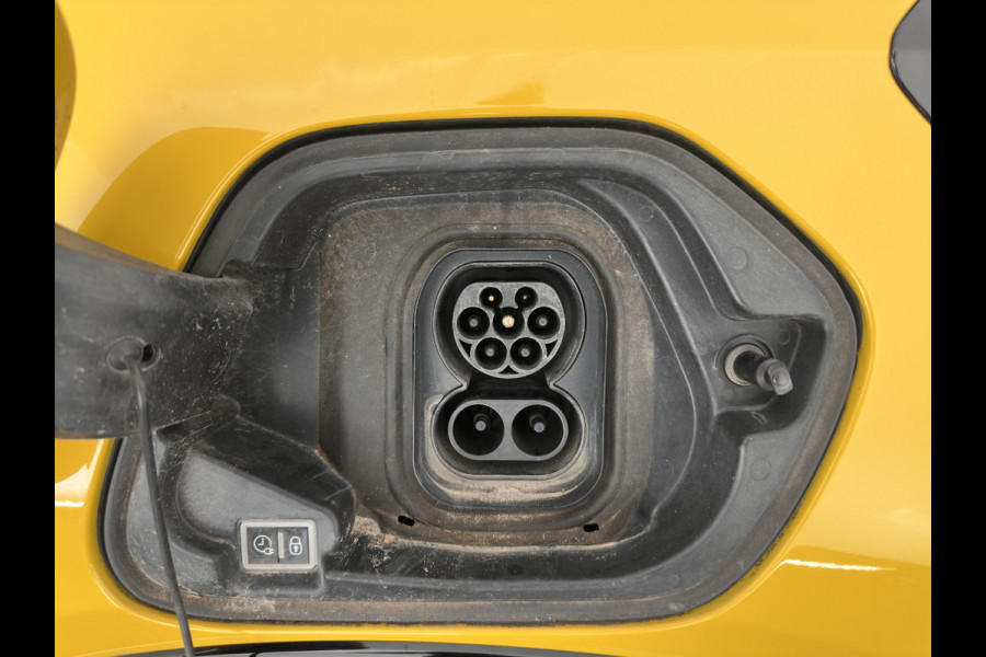 Peugeot e-208 EV GT 350 50 kWh [ 3-Fase ] {SOH-100%} (INCL-BTW) *PANO | FULL-LED | DIGI-COCKPIT | BLINDSPOT | CAMERA | LEATHER-ALCANTARA | AMBIENT-LIGHT | NAVI-FULLMAP | LANE-ASSIST | KEYLESS | DAB | CCS-FASTLOADER | HEATED-SPORTSEATS | 17"ALU*