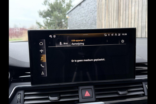 Audi A4 Avant 35 TFSI Competition S line Automaat | Panoramadak | Sfeerverlichting | LED verlichting | Climate & cruise control | Trekha