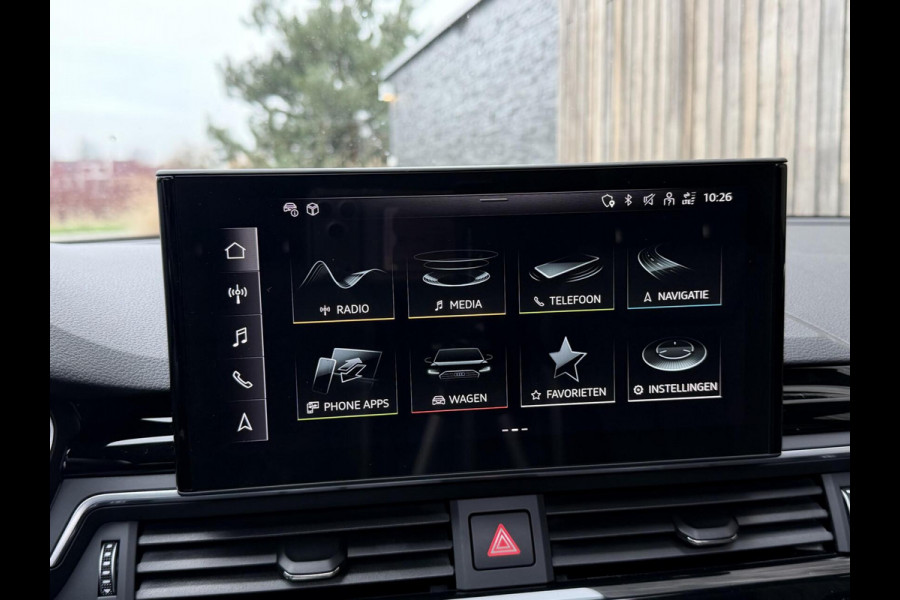 Audi A4 Avant 35 TFSI Competition S line Automaat | Panoramadak | Sfeerverlichting | LED verlichting | Climate & cruise control | Trekha