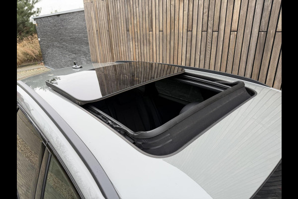 Audi A4 Avant 35 TFSI Competition S line Automaat | Panoramadak | Sfeerverlichting | LED verlichting | Climate & cruise control | Trekha